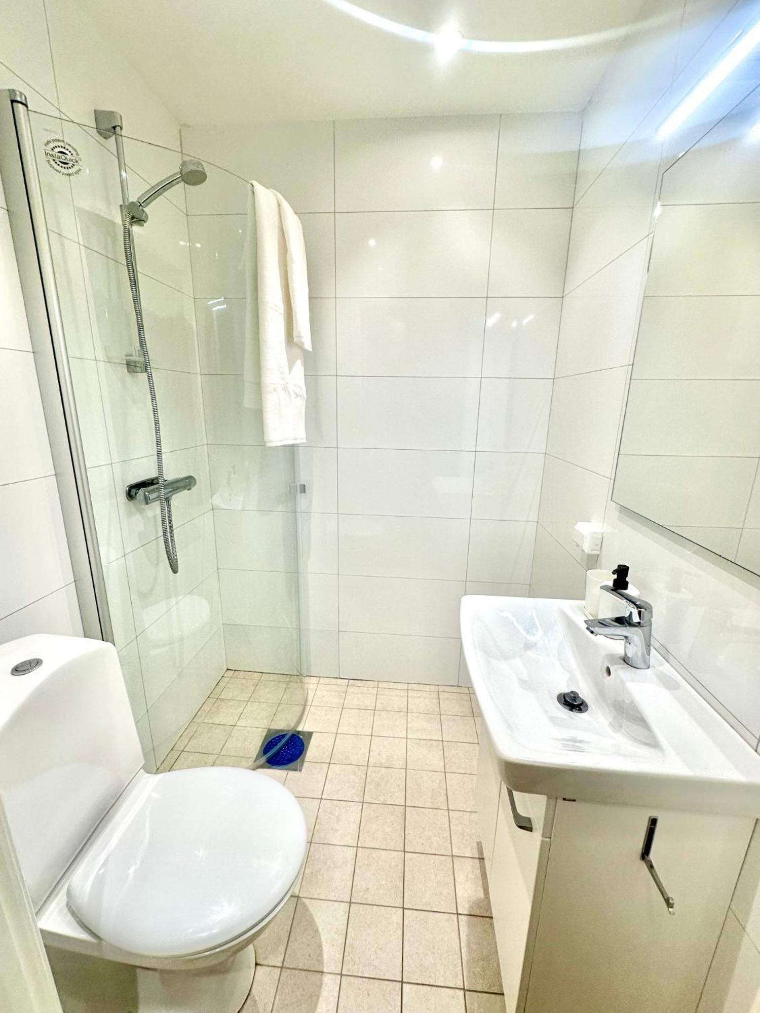 Edsviken Hotell Ab Sollentuna Esterno foto