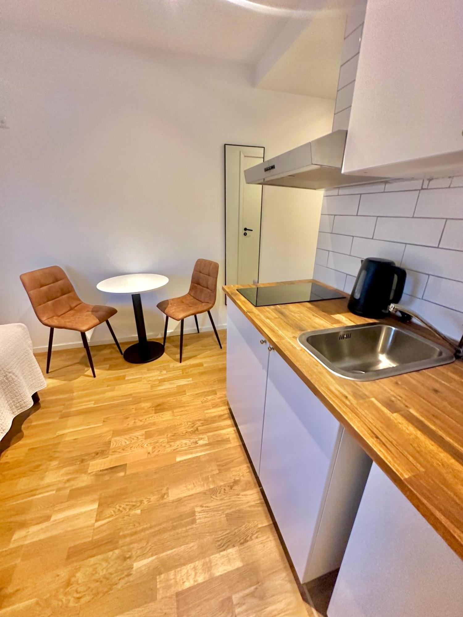 Edsviken Hotell Ab Sollentuna Esterno foto